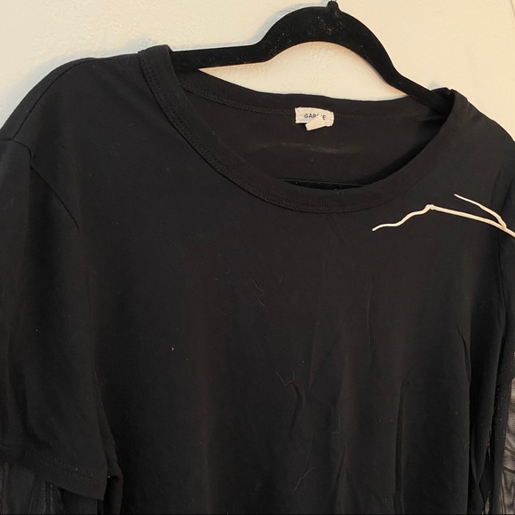 GARAGE Crop Top W/ Mesh Sleeves - Picture 4 of 10